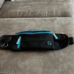 DOB Black and Blue Men's Waist Bag